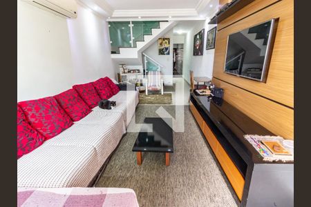 Sala de casa à venda com 3 quartos, 132m² em Vila Invernada, São Paulo