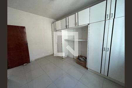 Quarto 1 de casa para alugar com 4 quartos, 208m² em Praça Seca, Rio de Janeiro