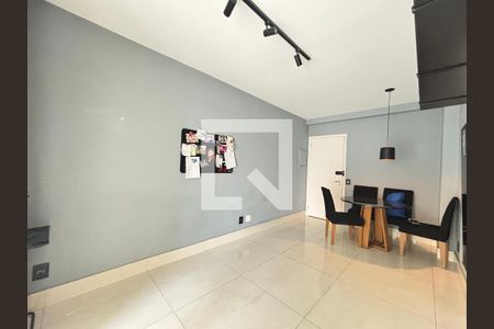 Sala de apartamento para alugar com 1 quarto, 49m² em Vila Olímpia, São Paulo