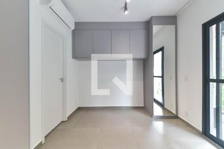 Quarto de kitnet/studio à venda com 1 quarto, 27m² em Santo Amaro, São Paulo