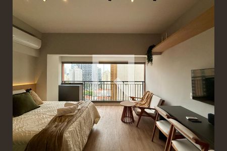 Quarto de kitnet/studio para alugar com 0 quarto, 30m² em Santo Amaro, São Paulo