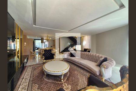 Sala  de casa de condomínio à venda com 4 quartos, 400m² em Recreio dos Bandeirantes, Rio de Janeiro