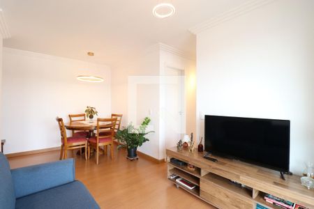 Sala de apartamento para alugar com 3 quartos, 67m² em Vila Anastácio, São Paulo