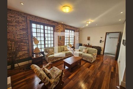 Casa à venda com 3 quartos, 220m² em Conjunto Residencial Butanta, São Paulo