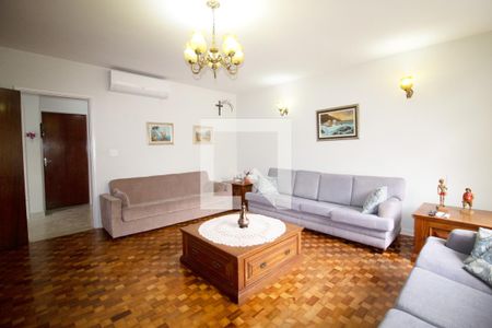 Casa à venda com 5 quartos, 200m² em Vila Madalena, São Paulo