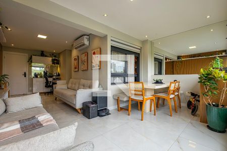 Sala/Cozinha de apartamento à venda com 2 quartos, 72m² em Cerqueira César, São Paulo