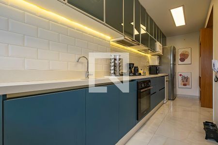 Sala/Cozinha de apartamento à venda com 2 quartos, 72m² em Cerqueira César, São Paulo