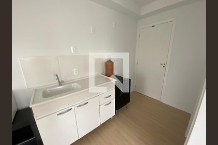 Cozinha de apartamento à venda com 1 quarto, 28m² em Itaim Bibi, São Paulo