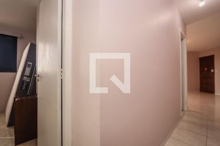 Corredor de apartamento à venda com 2 quartos, 56m² em Jardim Taboao, São Paulo