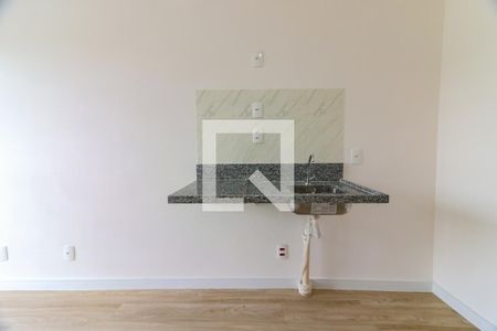 Cozinha e Área de Serviço de apartamento para alugar com 2 quartos, 29m² em Butantã, São Paulo