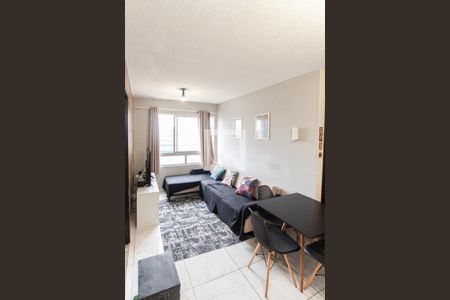Sala/Cozinha de apartamento para alugar com 2 quartos, 41m² em Vila Sabrina, São Paulo