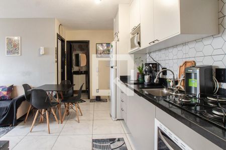 Sala/Cozinha de apartamento para alugar com 2 quartos, 41m² em Vila Sabrina, São Paulo