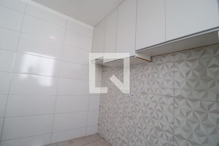 Cozinha de apartamento para alugar com 2 quartos, 45m² em Gávea, Uberlândia