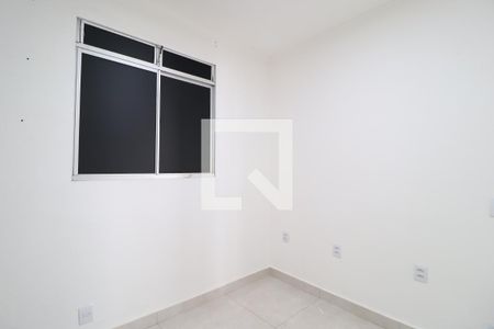 Quarto 1 de apartamento para alugar com 2 quartos, 45m² em Gávea, Uberlândia