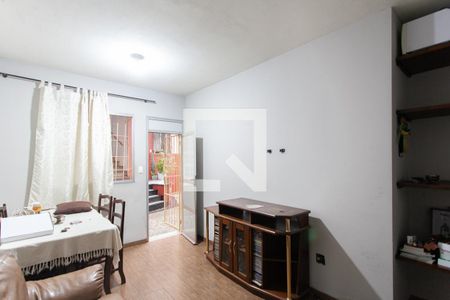 Sala de apartamento para alugar com 3 quartos, 65m² em Jaraguá, Belo Horizonte