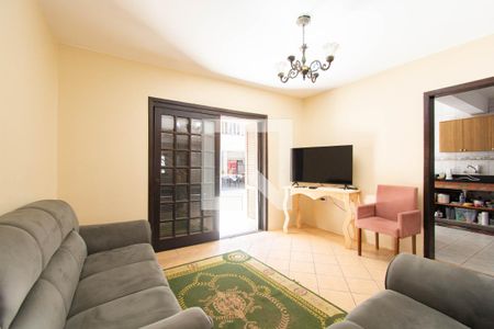 Casa à venda com 7 quartos, 483m² em Fátima, Canoas