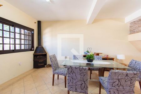 Casa à venda com 7 quartos, 483m² em Fátima, Canoas