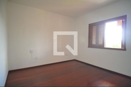 Suíte de casa à venda com 4 quartos, 220m² em Canudos, Novo Hamburgo