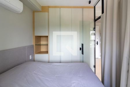 Quarto de kitnet/studio para alugar com 1 quarto, 27m² em Jardim das Acacias, São Paulo