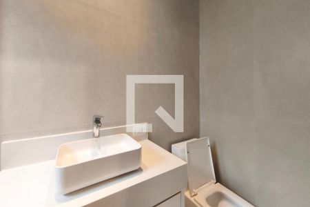 Banheiro Suíte de casa de condomínio à venda com 3 quartos, 210m² em Swiss Park, Campinas