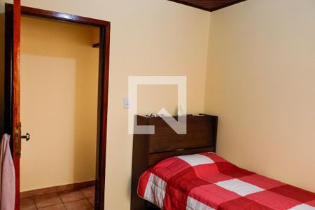 Quarto 2 de casa à venda com 4 quartos, 204m² em Km 18, Osasco
