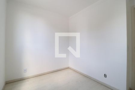 Quarto  de apartamento para alugar com 3 quartos, 45m² em Santa Mônica, Uberlândia