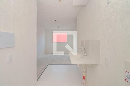 Cozinha e Área de Serviço de apartamento para alugar com 2 quartos, 42m² em Passo das Pedras, Porto Alegre
