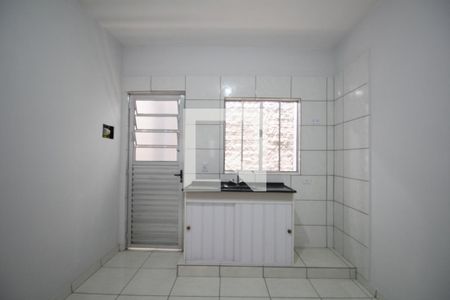 Sala/Cozinha de kitnet/studio para alugar com 1 quarto, 20m² em Cidade Intercap, Taboão da Serra