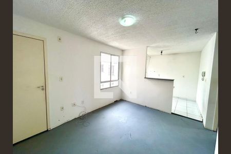 Sala de apartamento para alugar com 2 quartos, 42m² em Água Chata, Guarulhos
