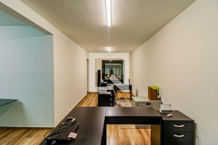 Sala de casa para alugar com 2 quartos, 165m² em Parque Continental, São Paulo