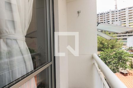 Varanda  de apartamento à venda com 2 quartos, 50m² em Vila Guilhermina, São Paulo