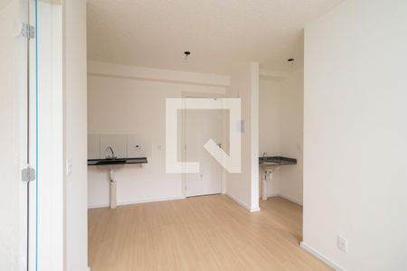 Sala/Cozinha de apartamento para alugar com 2 quartos, 34m² em Cidade São Mateus, São Paulo