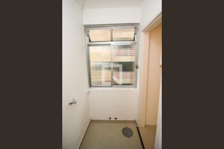 Área de Serviço de apartamento à venda com 2 quartos, 59m² em Santo Antônio, Porto Alegre
