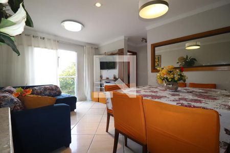 Sala de apartamento à venda com 3 quartos, 177m² em Vila Eldizia, Santo André