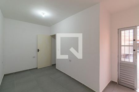 Quarto 2 de casa para alugar com 2 quartos, 80m² em Jardim Helena, São Paulo