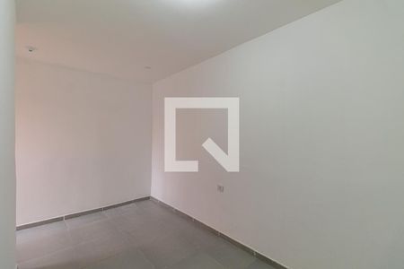 Quarto 2 de casa para alugar com 2 quartos, 80m² em Jardim Helena, São Paulo