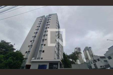 Fachada do imóvel de apartamento para alugar com 2 quartos, 52m² em Vila Itapegica, Guarulhos