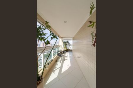 Varanda Gourmet de apartamento à venda com 3 quartos, 165m² em Jardim Barbosa, Guarulhos