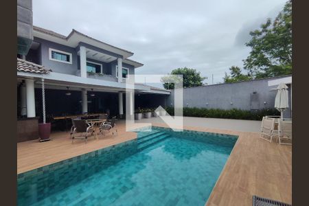 Área externa de casa de condomínio para alugar com 4 quartos, 320m² em Barra da Tijuca, Rio de Janeiro