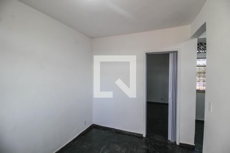 Sala de apartamento para alugar com 1 quarto, 36m² em Vila Emil, Mesquita