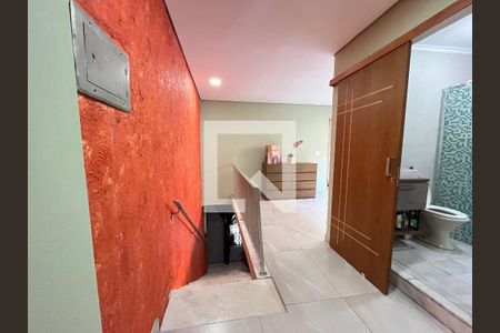 Hall de casa à venda com 3 quartos, 161m² em Vila Portuguesa, São Paulo