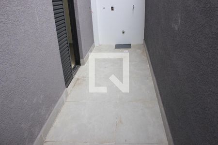 Lavanderia e corrredor de casa à venda com 3 quartos, 125m² em Jardim Paraventi, Guarulhos