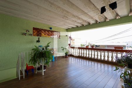 Varanda de casa à venda com 3 quartos, 125m² em Vila Roque, São Paulo