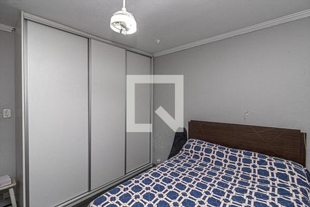 Quarto de casa para alugar com 2 quartos, 180m² em Vila Santo Estefano, São Paulo