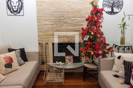 Sala de casa à venda com 4 quartos, 300m² em Jardim Santa Helena, São Paulo