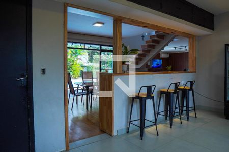 Sala de casa à venda com 5 quartos, 891m² em Alto de Pinheiros, São Paulo