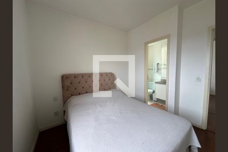 Suíte de apartamento à venda com 3 quartos, 85m² em Jardim Tupanci, Barueri