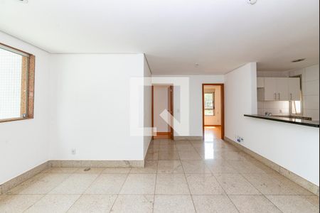 Sala de apartamento à venda com 2 quartos, 80m² em Belvedere, Belo Horizonte