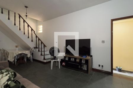 Sala de casa à venda com 2 quartos, 150m² em Jardim Pinhal, Guarulhos