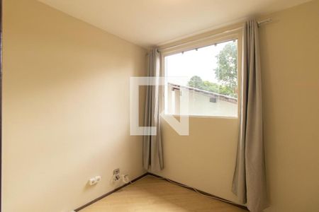 Quarto 1 de apartamento para alugar com 3 quartos, 61m² em Vila Izabel, Curitiba